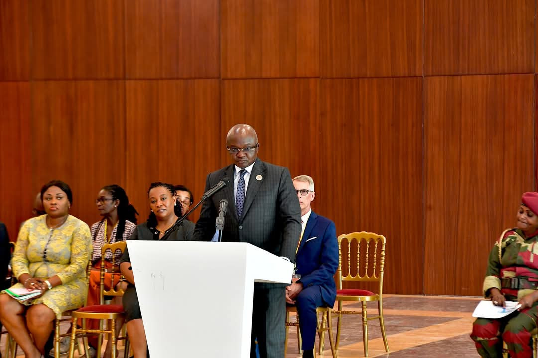 Le Président de la Transition engage un dialogue pour résoudre la crise des services de la CNAMGS