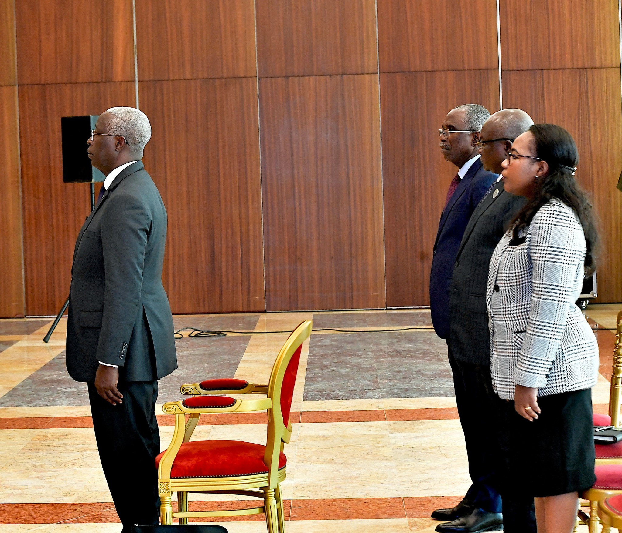 Le Président de la Transition engage un dialogue pour résoudre la crise des services de la CNAMGS