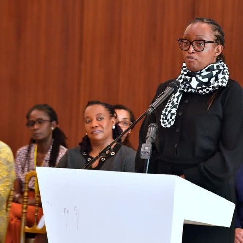 Le Président de la Transition engage un dialogue pour résoudre la crise des services de la CNAMGS