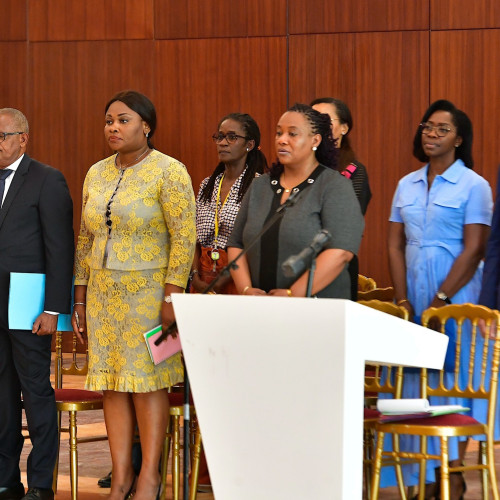 Le Président de la Transition engage un dialogue pour résoudre la crise des services de la CNAMGS