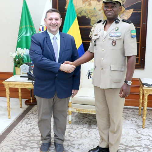 Vers une Solution Durable aux Coupures d’Électricité au Gabon : Le Président de la République discute avec Karpowership
